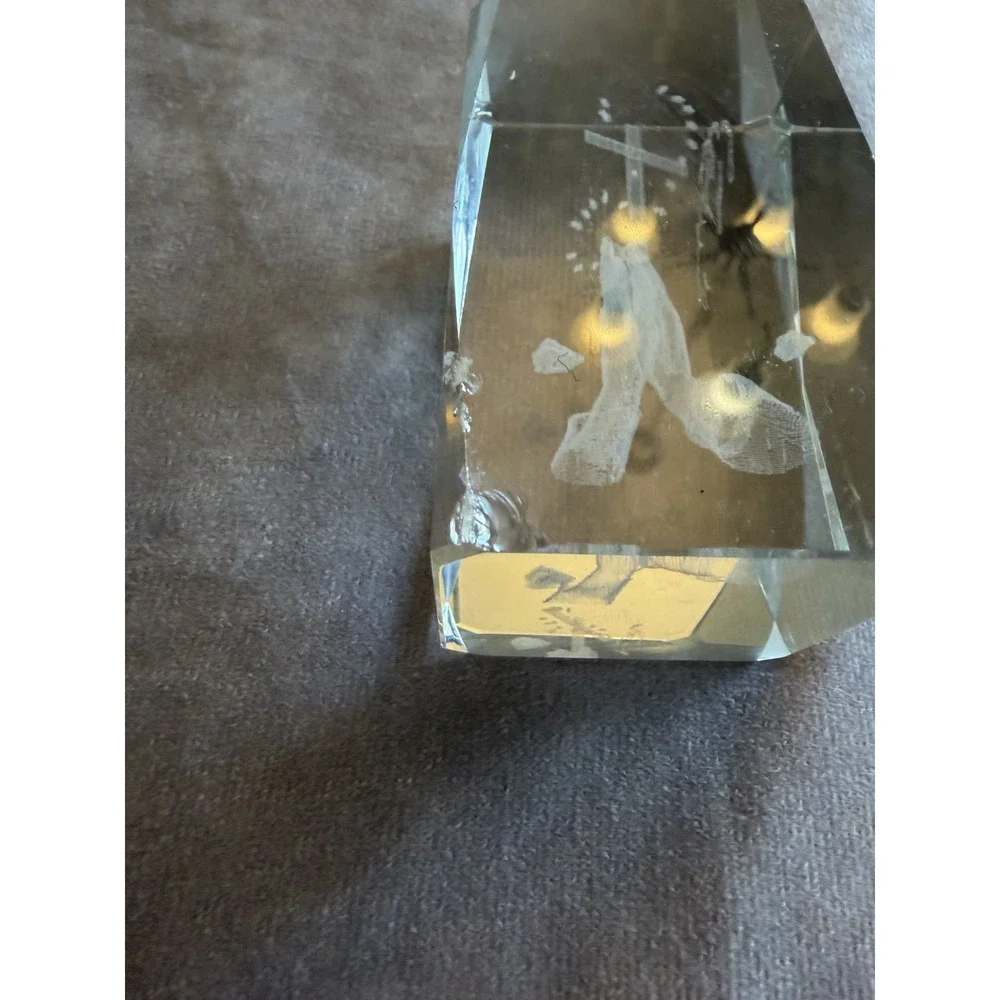 3D Laser Etched Cross & Praying Hands Crystal Glass Paperweight Home Or Office